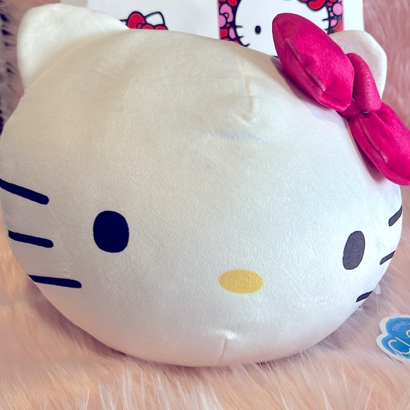 Sanrio Bedding Hello Kitty Plush Blanket Set Poshmark